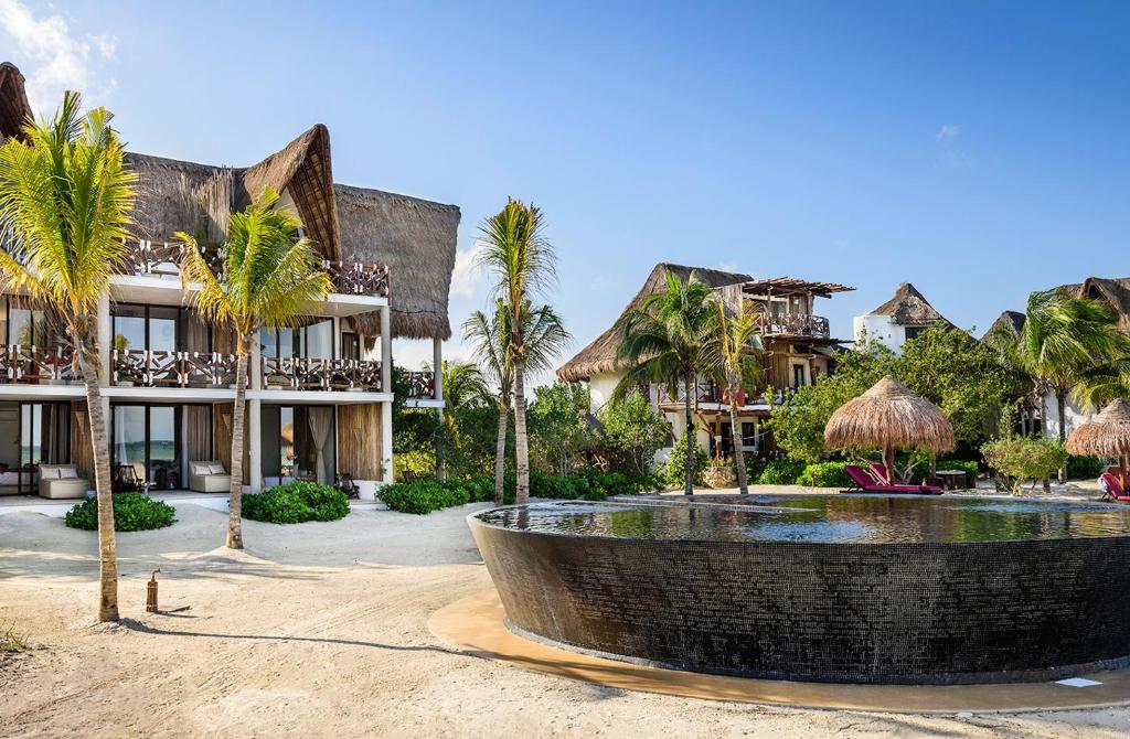 hoteles de lujo en isla holbox mexico